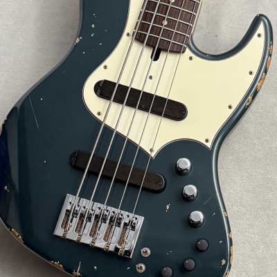 Xotic 5- and 6-String Basses | Reverb