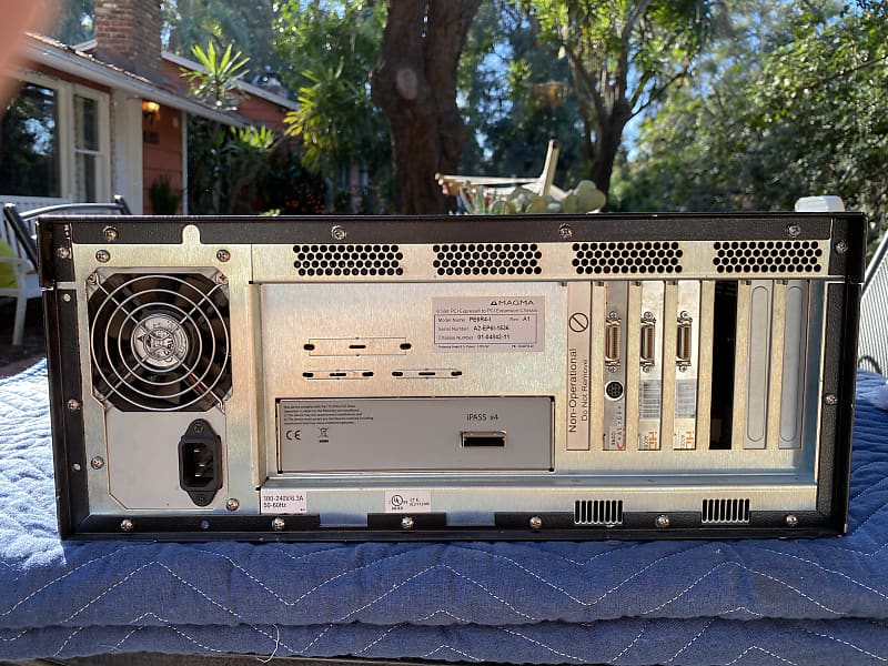 Magma Expansion chassis with Protools HD Core and Accel Cards Reverb