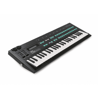 YAMAHA　DX100 デジタル プログラマブル アルゴリズム シンセサイザー Yamaha DX100 Synthesizer (1985) | WOLF FASCINATIONS