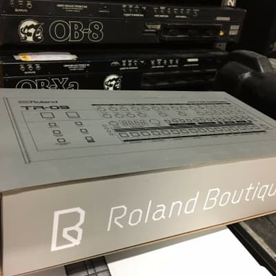 Roland Boutique Series TR-09 Rhythm Performer Drum Machine Brand New  //ARMENS// image 2