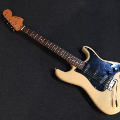 ニトロラッカー ヴィンテージ Tokai Stratocaster Type Tokai Goldstar Sound Stratocaster - What To Know & Where To