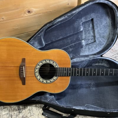 Ovation 1121 Artist