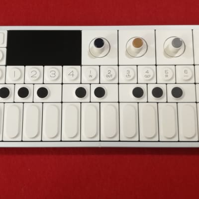 Teenage Engineering OP-1 Field Portable Synthesizer Workstation 2022 - Present - White image 4