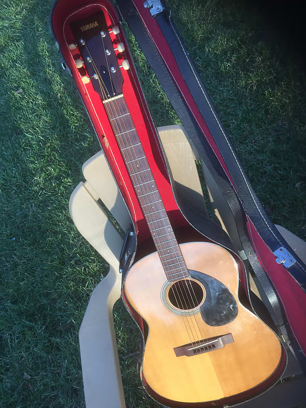 Yamaha FG-75 1968 - 1974 Natural Red Label Made In Japan Exc