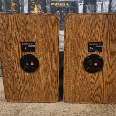 BOSTON ACOUSTICS HD7 Speaker Pair Woodgrain 8 authentic OHM 75 Watt