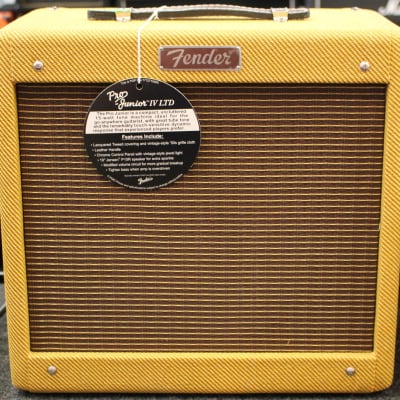 Fender Pro Junior IV 15 Watt Tube Guitar Amplifier Lacquered Tweed image 1