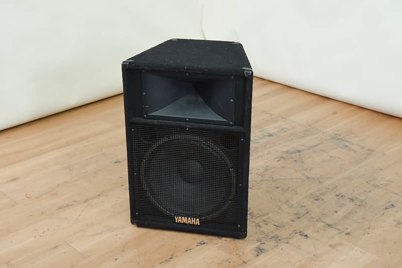 Yamaha S115IV Club Series 15-inch Passive Speaker (church owned