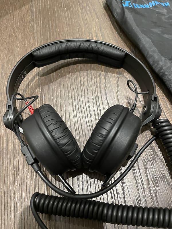 Sennheiser HD 25 Studio Headphones 2010s - Black  			