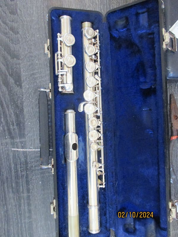 Gemeinhardt M2  Straght-Headjoint Flute with Offset G . Made in USA image 1
