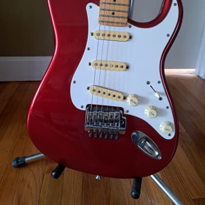 Fender Standard Stratocaster with S1 Tremolo Made In Japan
