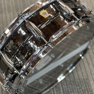 LUDWIG 14X5 BLACK BEAUTY HAMMERED BRASS SNARE DRUM image 7