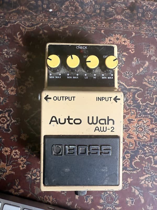 Boss AW-2 Auto Wah