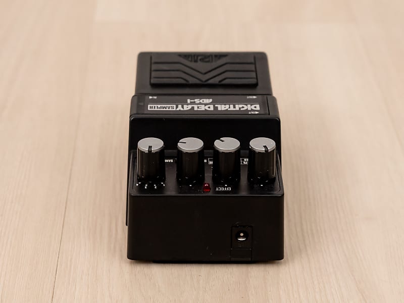 ギター ARIA DIGITAL DELAY SAMPLER ADS-1 Vintage Aria ADS-1 Digital Delay & Sampler Effects Pedal