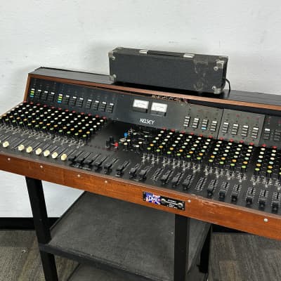 Soundtracs 16:8:16 Vintage Analog Mixing Console | Reverb