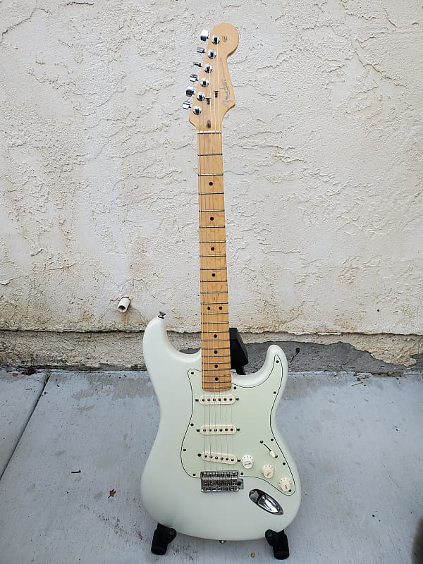 Fender Highway One Stratocaster 2004 Olympic White Nitro Reverb