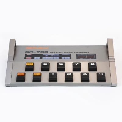 Roland GR-700