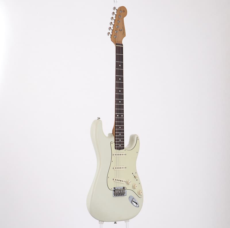 Fender Classic Player '60s Stratocaster | Reverb Canada