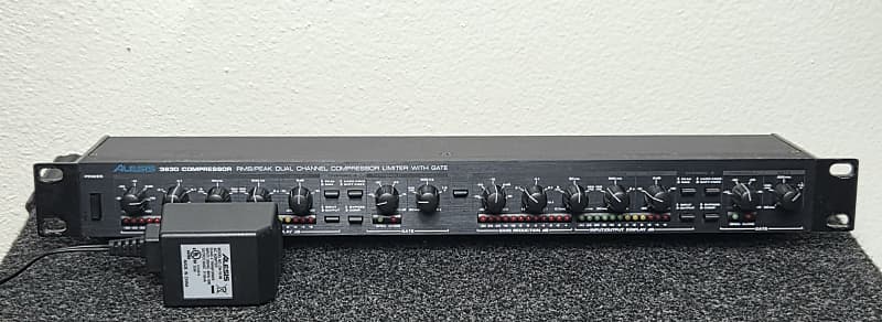 DTM・DAW ALESIS 3630 Comp/Limiter/Gate Alesis 3630 Compressor Limiter with Gate: Why and How I Use