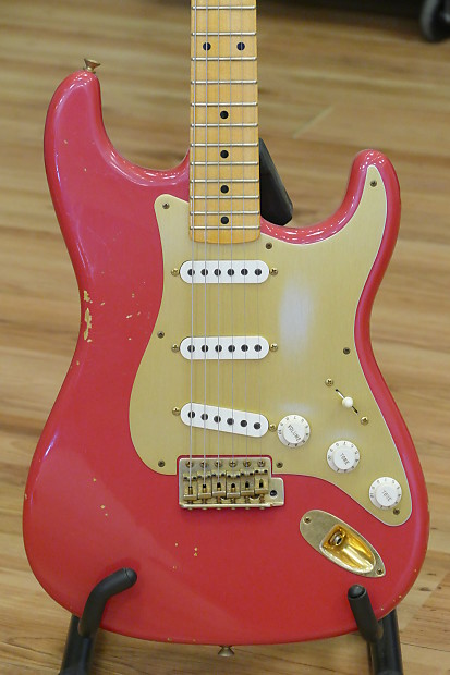 ギター FiestaRed Relic LaquerFinishStratocaster Fender