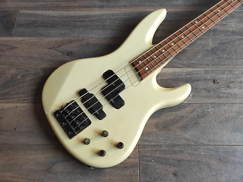 Yamaha shop rbx800a bass