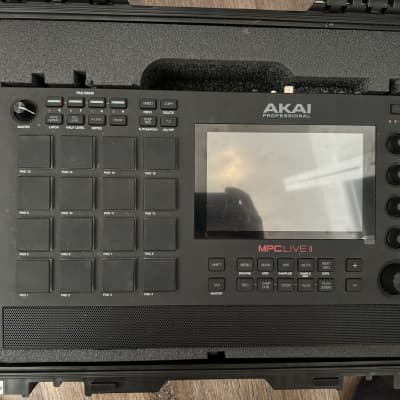 Akai MPC Live II w/upgraded HDD and SKB case Standalone Sampler / Sequencer 2020 - Present - Black image 1