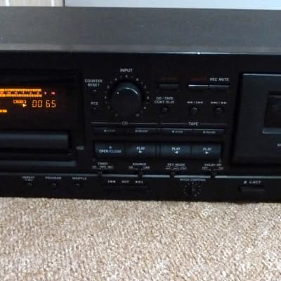 TASCAM CD-A500 PROFESSIONAL CD/CASSETTE DECK COMBO WITH REMOTE. WORKS GREAT WITH 1 MINOR INCONVENIENCE image 1