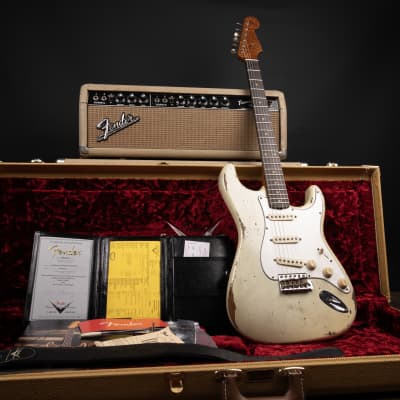 2019 Fender Custom Shop Limited Edition Roasted Relic Tomatillo Stratocaster - in Relic White for sale