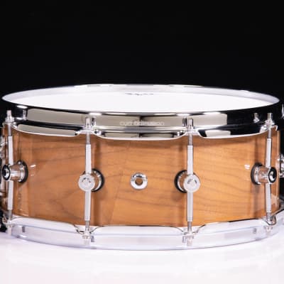 Hendrix Perfect Ply Walnut 5.5x14 Snare Drum -High Gloss image 3