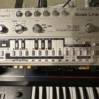 Roland TB-303 Bassline Synthesizer Module 1981 - 1984 - Silver