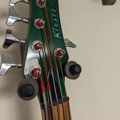Kiesel P-Bass PB5 custom 5-string fretless bass 2015 Translucent Emerald Green 2015 Em image 6