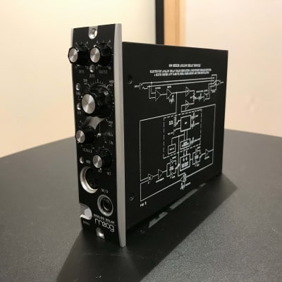 Moog 500 Series Analog Delay Module image 1