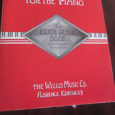 Hal Leonard John Thompson's Modern Course for the Piano Fourth Grade Book image 1