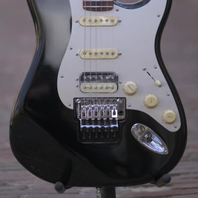 Fender American Ultra Luxe Stratocaster®, Floyd Rose®, HSS - Mystic Black for sale