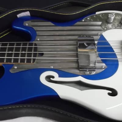 Partscaster Bass Bass 4 String Custom w/ F-Hole 2016 Blue/Cream 2-tone image 2
