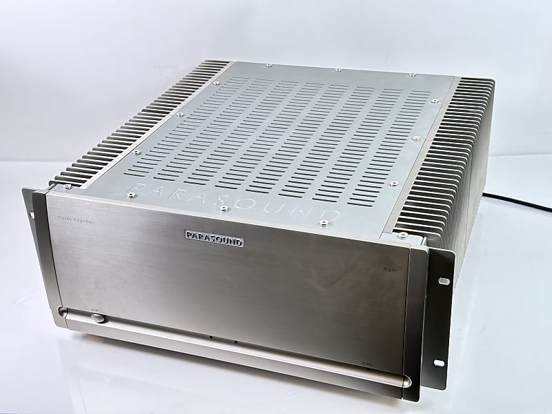 Parasound A21 + Stereo Power Amplifier  			