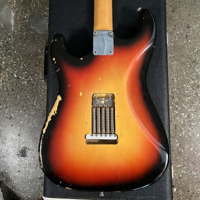 Fender Stratocaster 1965 - Three Tone Sunburst image 8