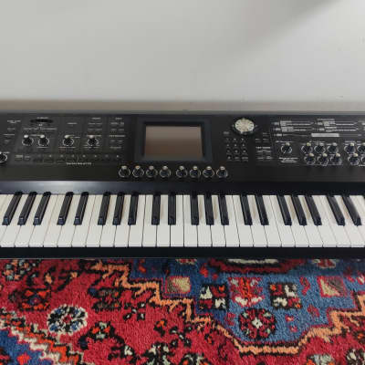 Roland V-Synth GT 61-Key Elastic Audio Synthesizer 2007 - 2009 - Black