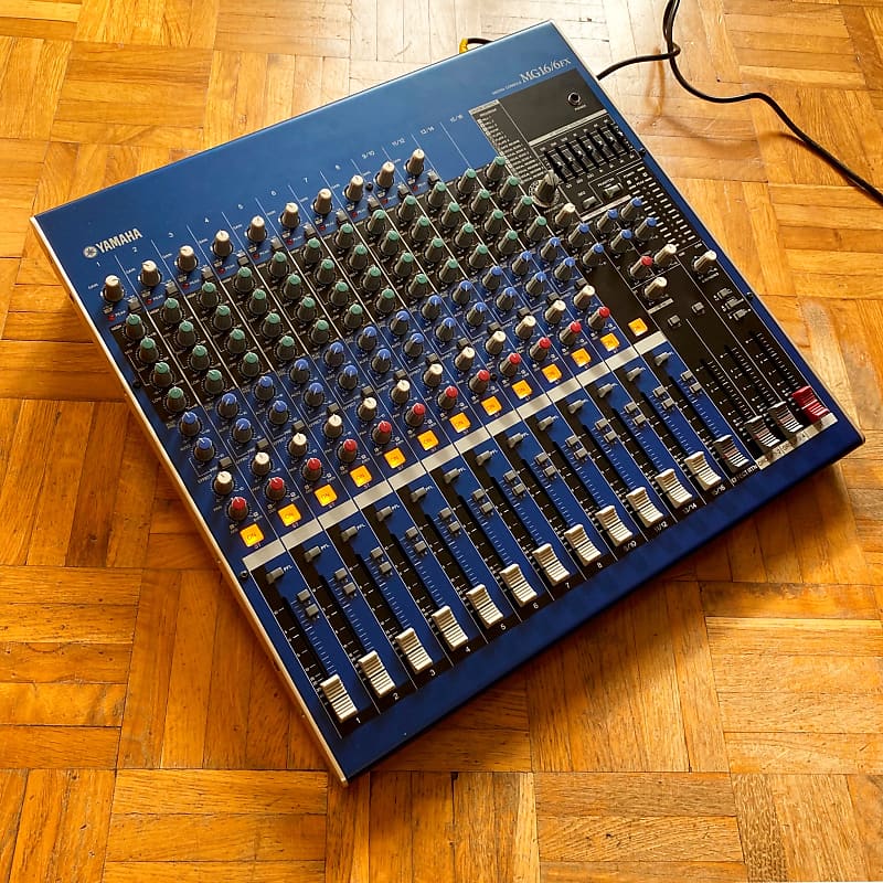 YAMAHA アナログミキサー MG16/6FX MIXING CONSOLE Amazon.com: Yamaha MG16 16-Input 6-Bus Mixer : Musical