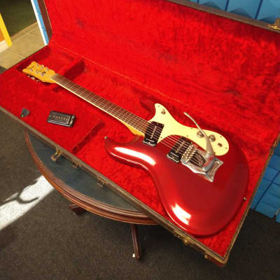 Mosrite Ventures 1965 - Candy Red image 5