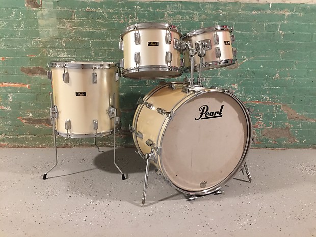 Pearl fiberglass shop drums