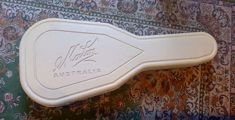 Hiscox LITEFLITE Artist Dreadnought Hard Case Maton ABS Ivory image 1