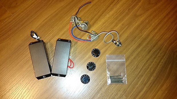 Epiphone cheap thunderbird pickups