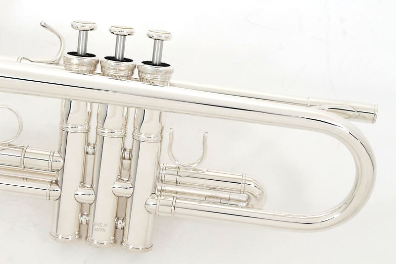 YAMAHA Trumpet YTR-8335S Custom Xeno 3rd generation silver plated 