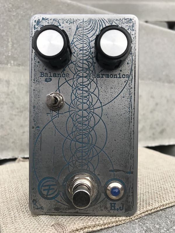 Farmer Factory Effects Harmonic Jerkulator | Reverb