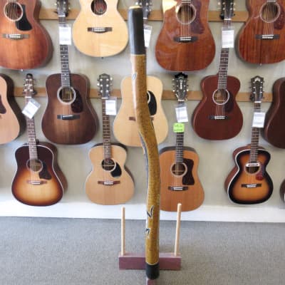 Unlabeled Australian Didgeridoo image 2