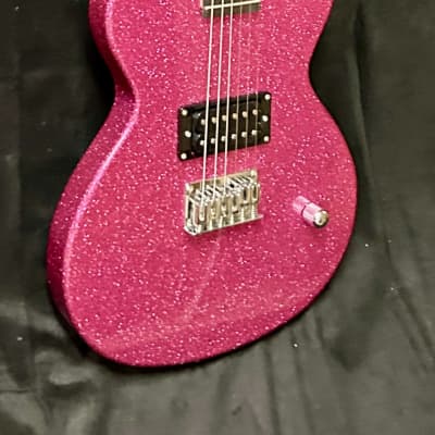 Daisy Rock Rock candy w/ Case, Amp. Orig Box - Pink sparkle image 12