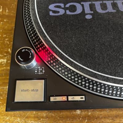 Technics SL-1200MK3D Black color Analog DJ Turntable image 3