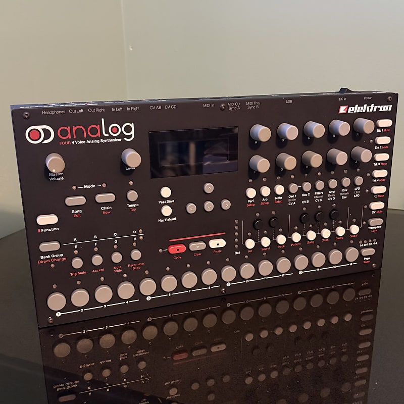 Elektron エレクトロンAnalog four mk1 Review: Elektron Analog Four