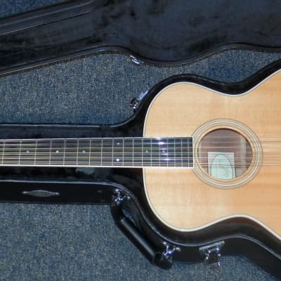 Taylor GA3-12 Grand Auditorium 12-String Acoustic Guitar with case Sitka Spruce Top Sapele Back + Sides 2012 image 2