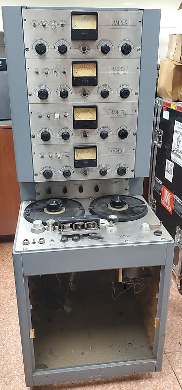 Ampex 401 (Reel to Reel Tape Recorder) 400